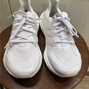 Adidas Light boost Running Shoe Size 5.5
